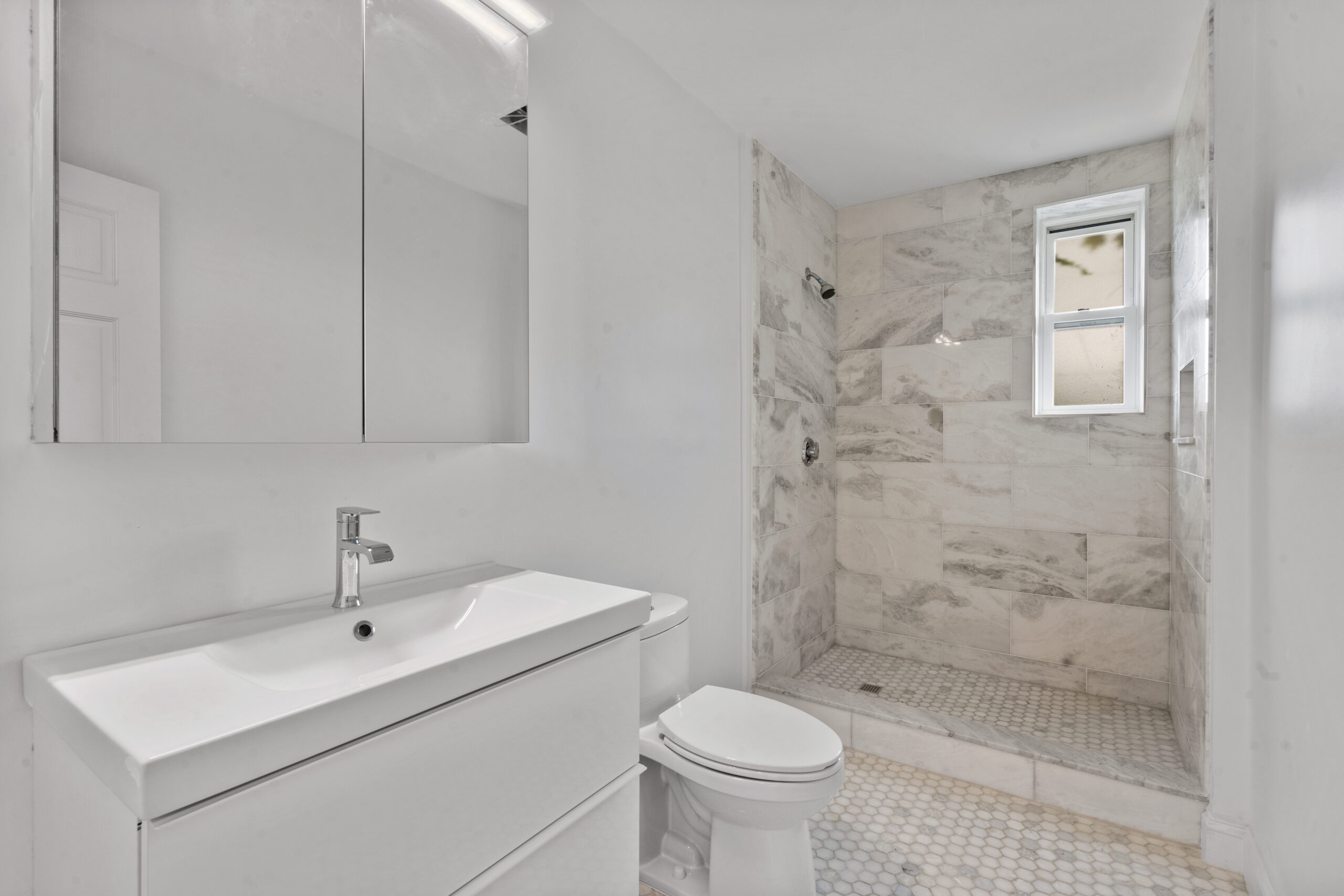 FULL BATHROOM REMODELING SERVICES