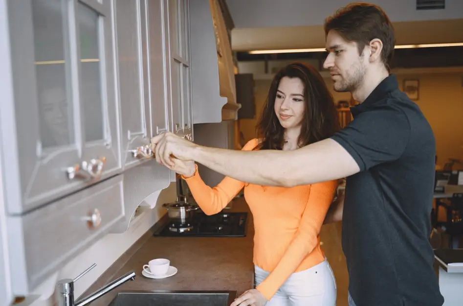 How to Choose the Right Kitchen Cabinets for Your Kitchen Remodeling Project